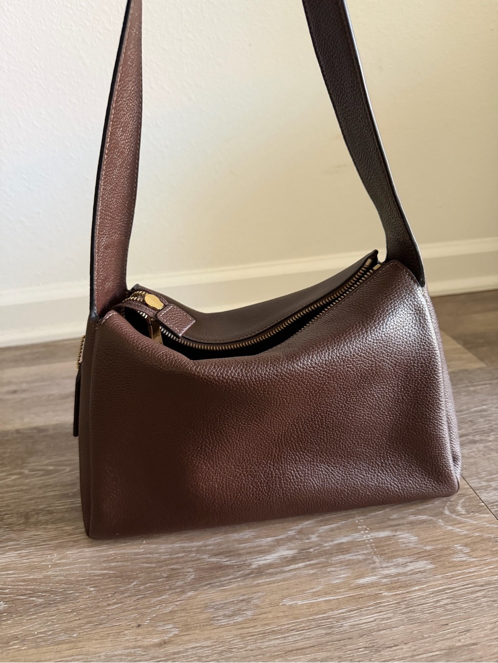 Coach Lola Shoulder Bag - Picture 4 of 8